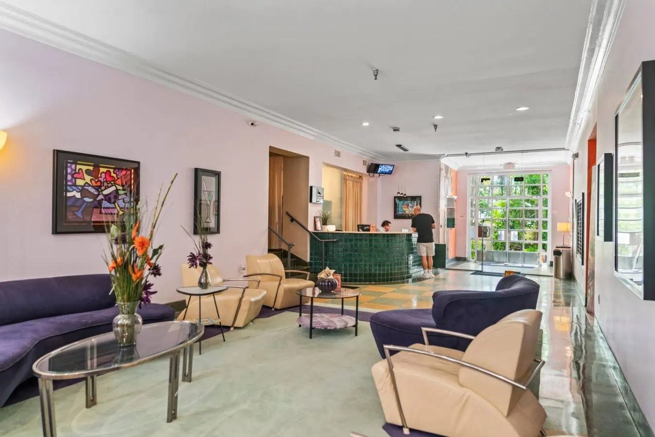 Iconic Ocean Drive Retreat Steps to the Beach 7