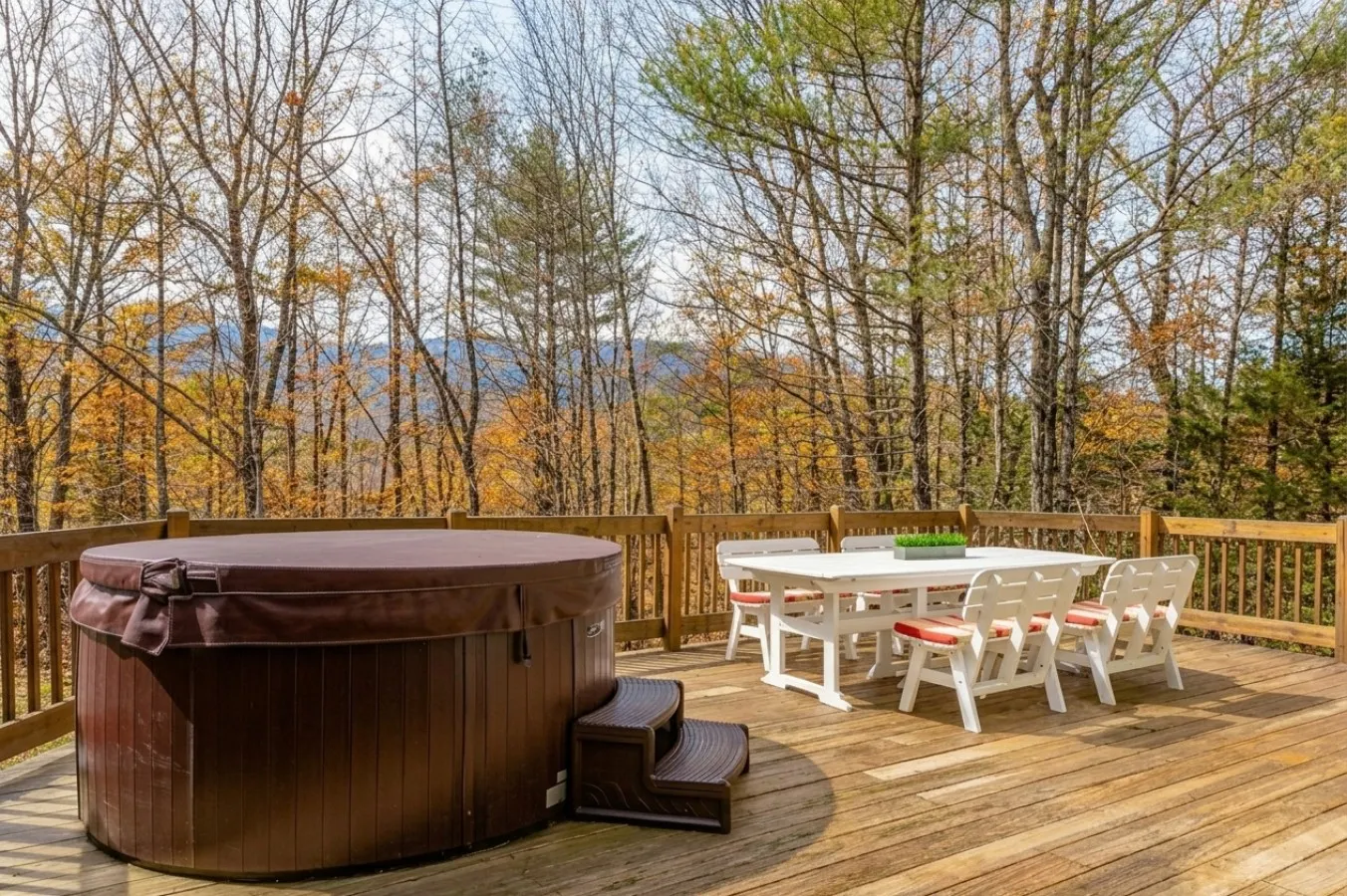 Family Friendly-Spacious-Hot Tub-King Bed-Games Rm 2