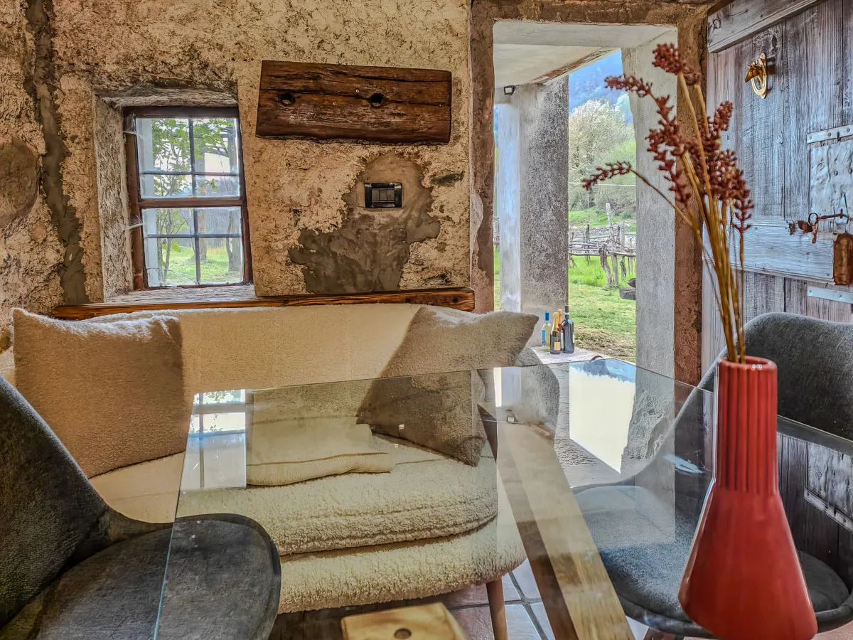 Chalet di montagna in pietra - Val di Chy — photo 3