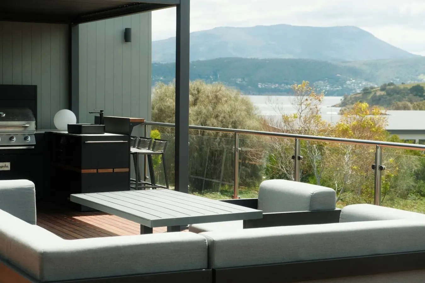 Beachfront, Luxury, Family Home in Opossum Bay 20