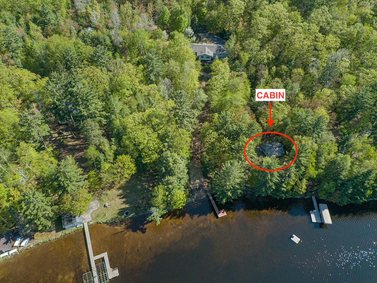Seasonal Lakeside Cottage 12