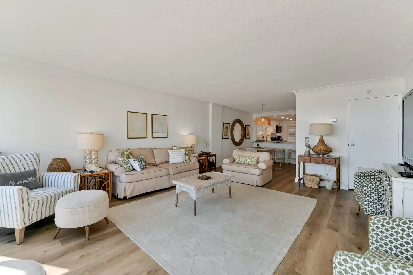 Virginia Beach Oceanfront Condo Pool + Balcony 7