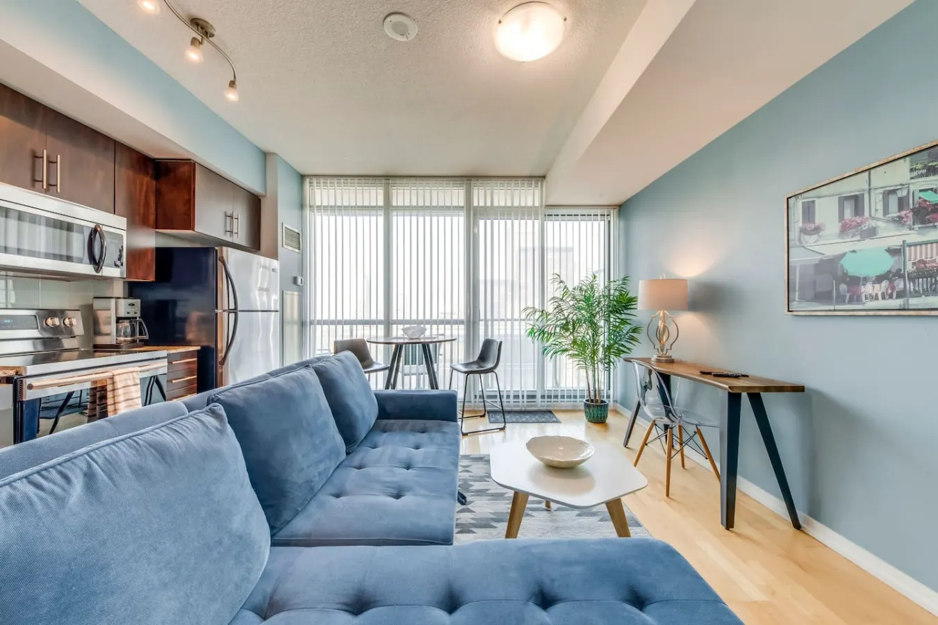 Well-Designed 1BR Balcony Prime Location 1
