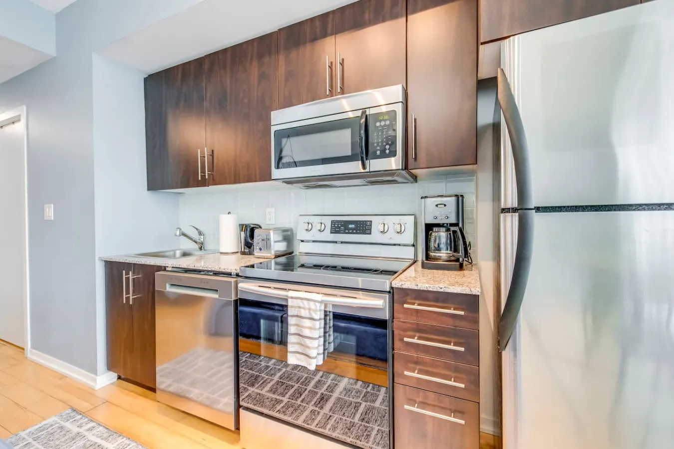 Well-Designed 1BR Balcony Prime Location 2