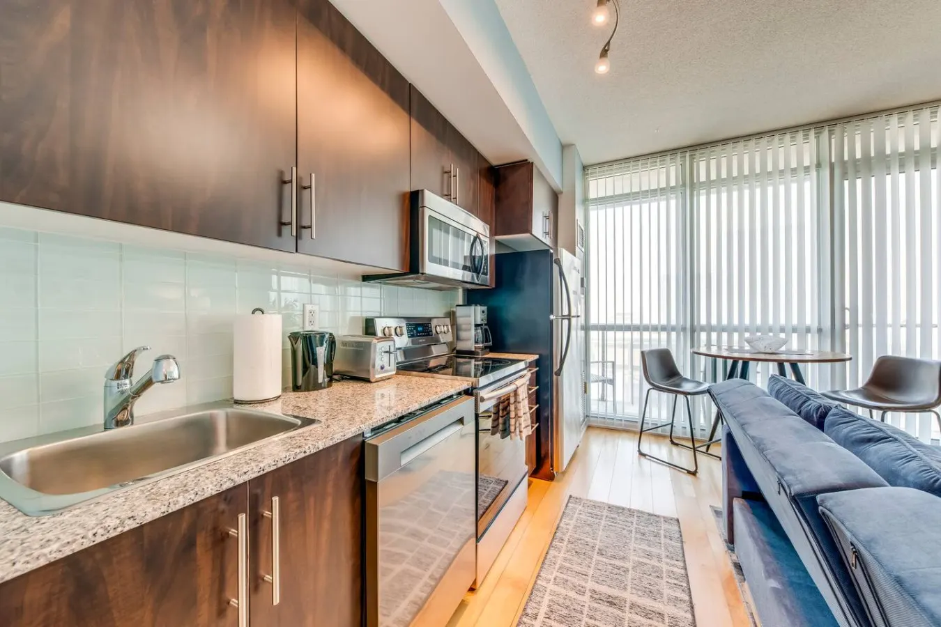 Well-Designed 1BR Balcony Prime Location 13