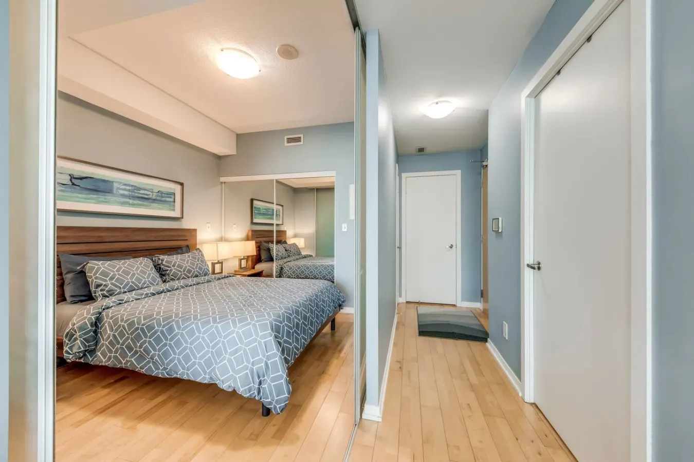 Well-Designed 1BR Balcony Prime Location 18