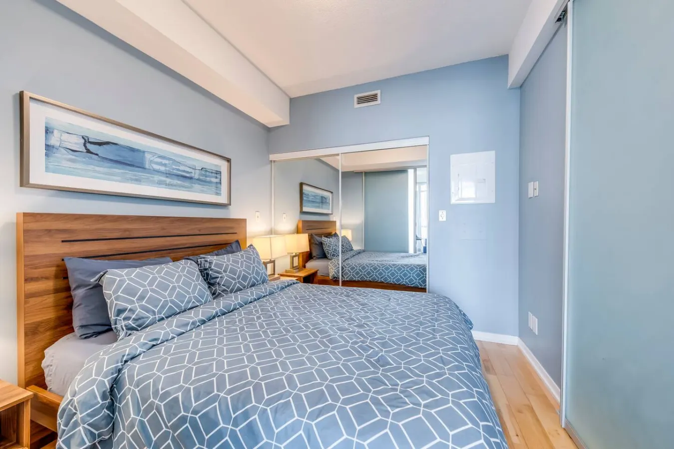 Well-Designed 1BR Balcony Prime Location 20