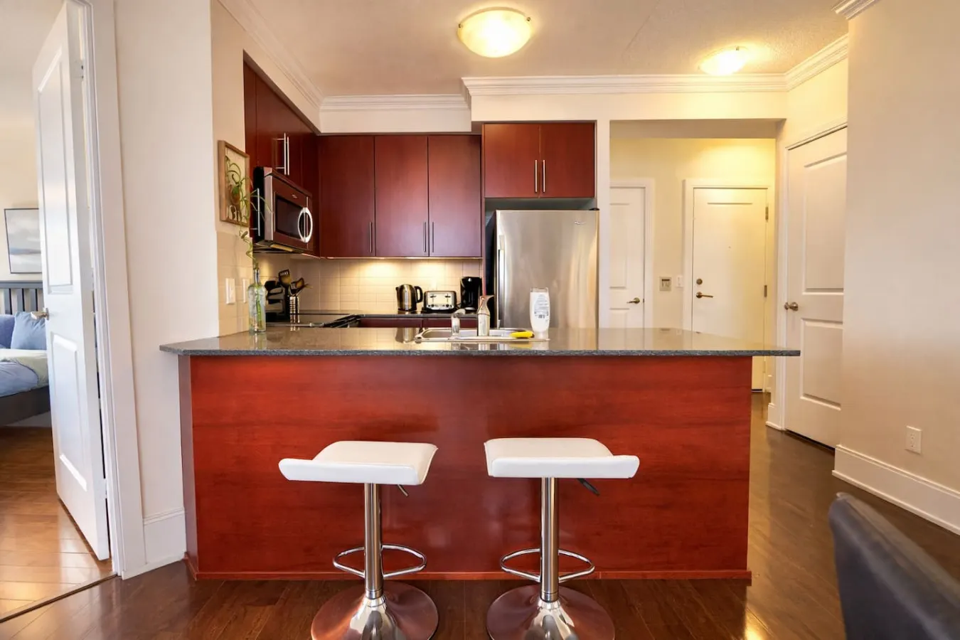 The Imperial 2BR Nest Pool & Gym Parking 4
