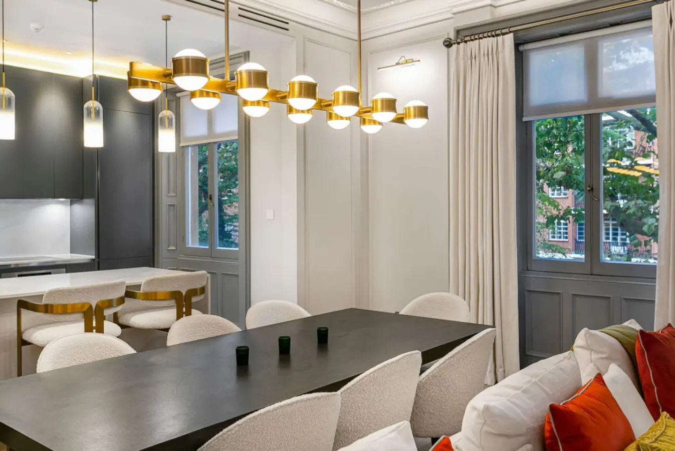 Luxury Holland Park 3-Bed Four Seasons Mattresses, Central AC & Marble Bathrooms 15