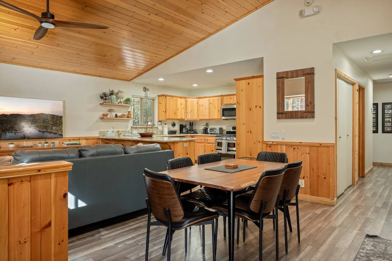 Enchanted Log Grove, Hot Tub, EV, Pool Table 11