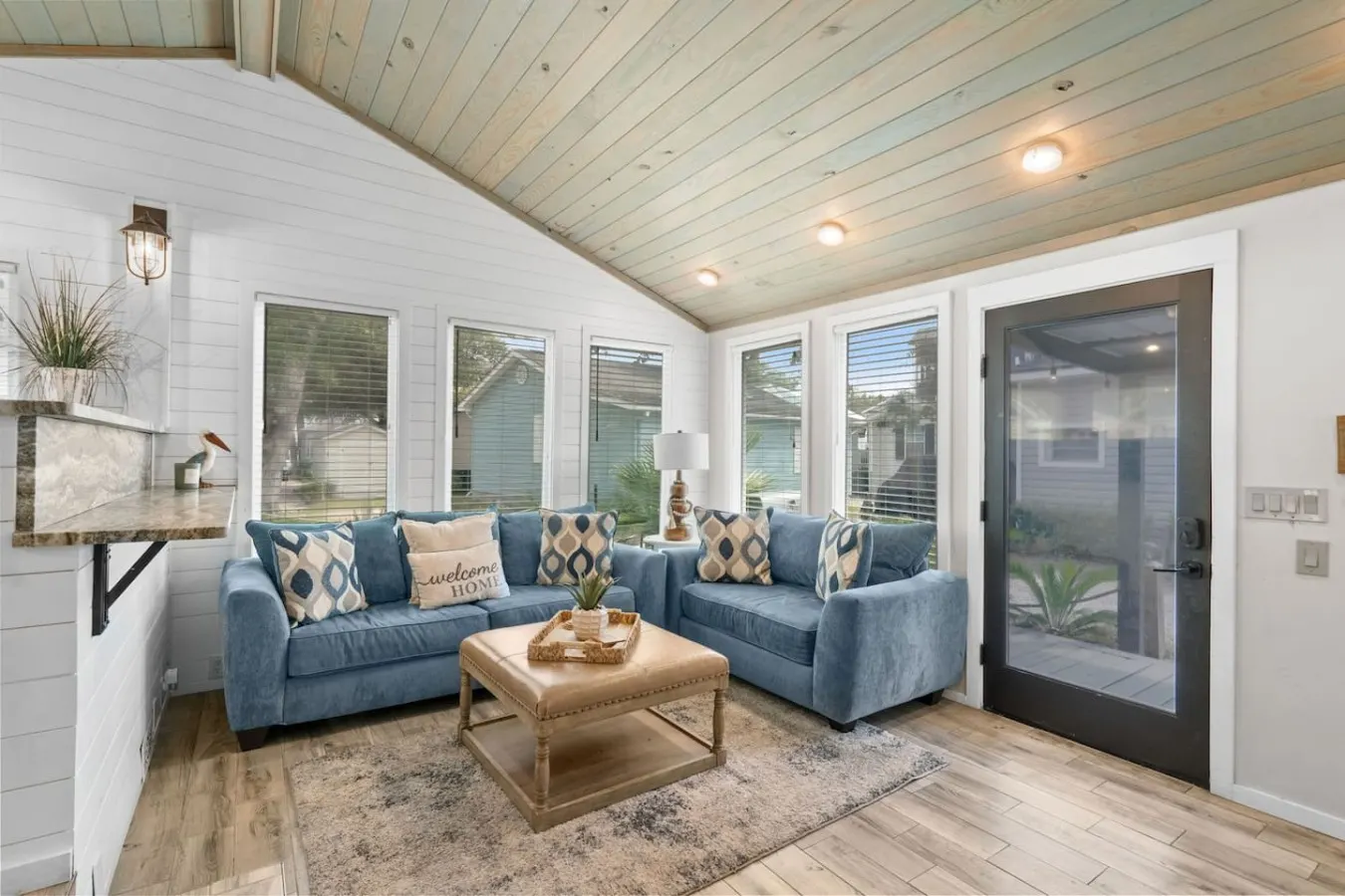 Ocean Lakes Cottage Covered Patio, Grill & Beach 2