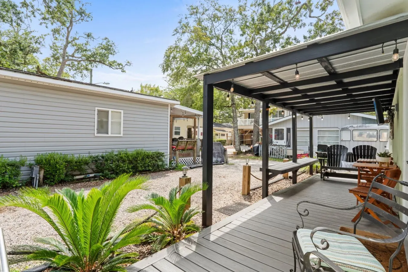 Ocean Lakes Cottage Covered Patio, Grill & Beach 7