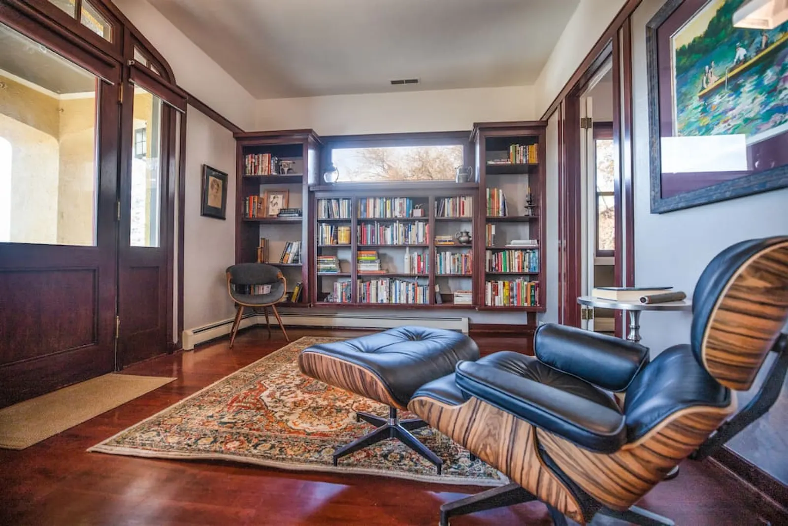 Stunning View, Frank Lloyd Wright Inspired Home! 9