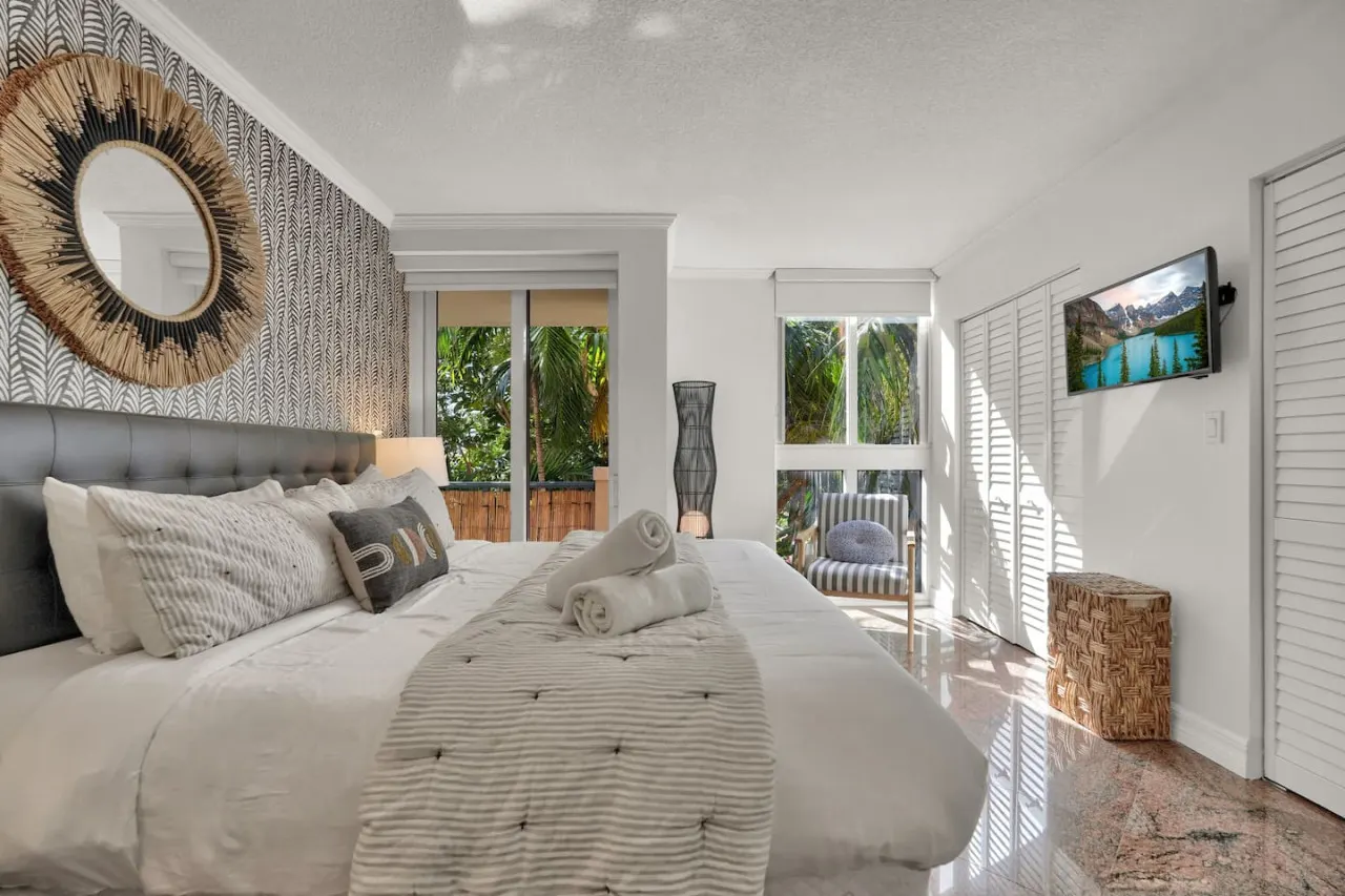 SF Treetop Retreat! Cozy 2 bedroom in Heart of Grove 11