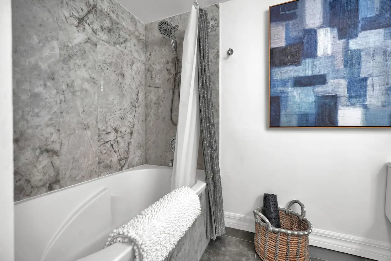 SF Treetop Retreat! Cozy 2 bedroom in Heart of Grove 16