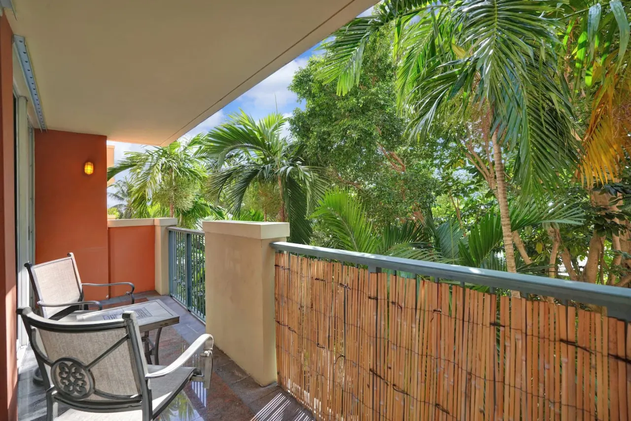 SF Treetop Retreat! Cozy 2 bedroom in Heart of Grove 8