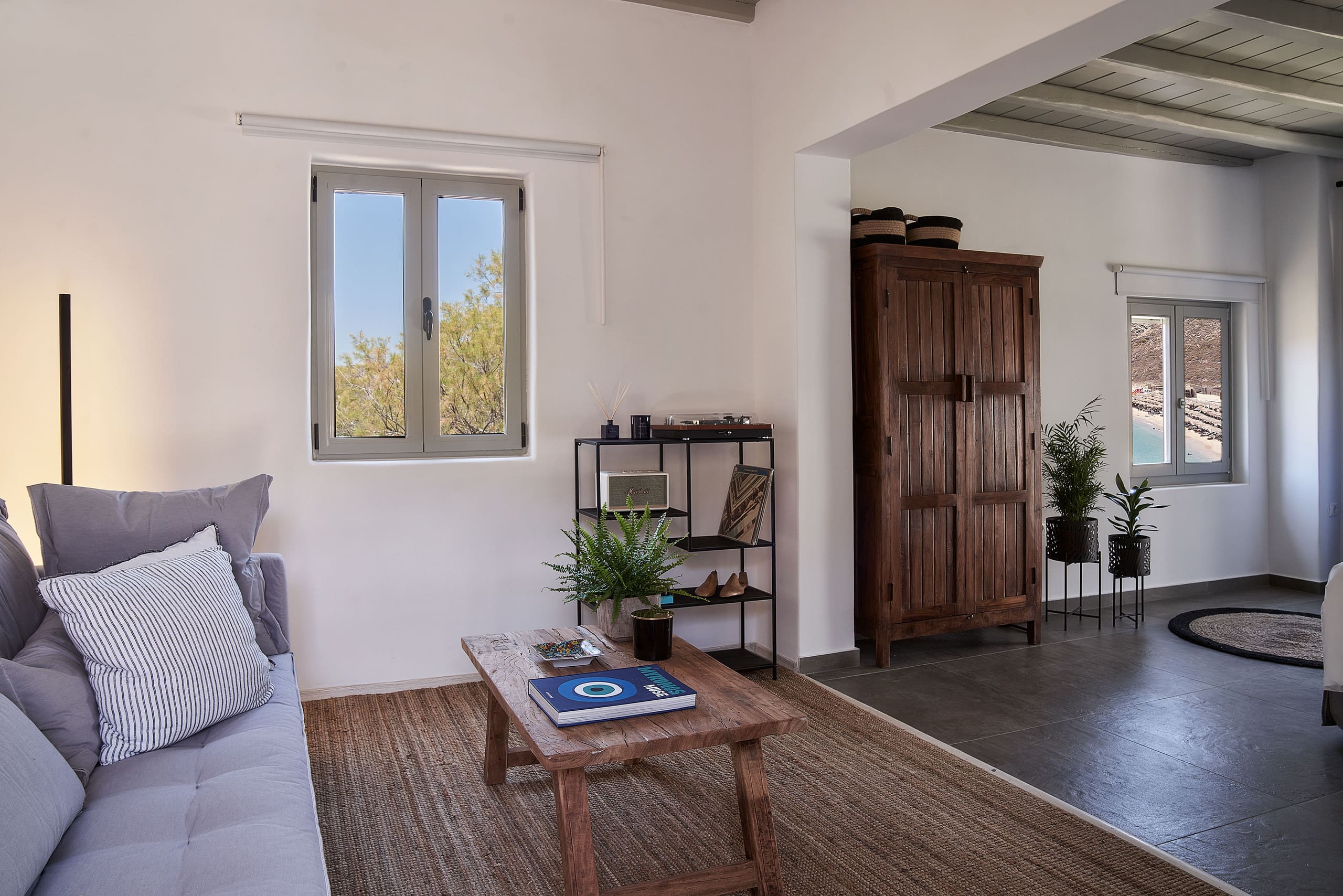 Open Plan Sea View House — photo 5