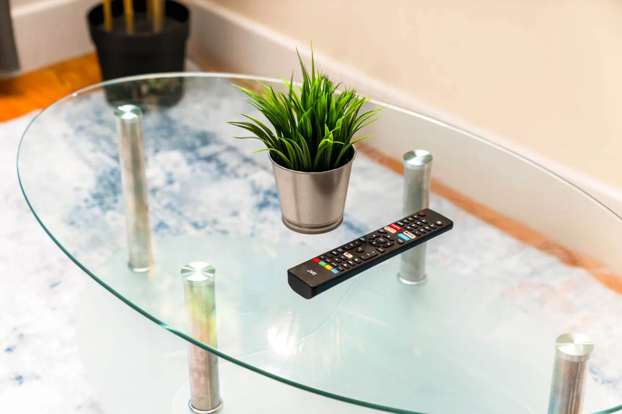 Chinatown Apartment - Secure Parking - Fast WIFI 8