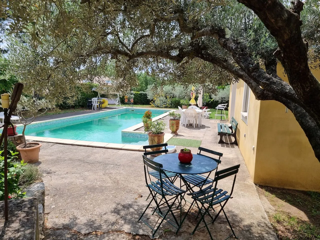 Gîte avec Piscine au cœur de la Vallée de la Cèze 9