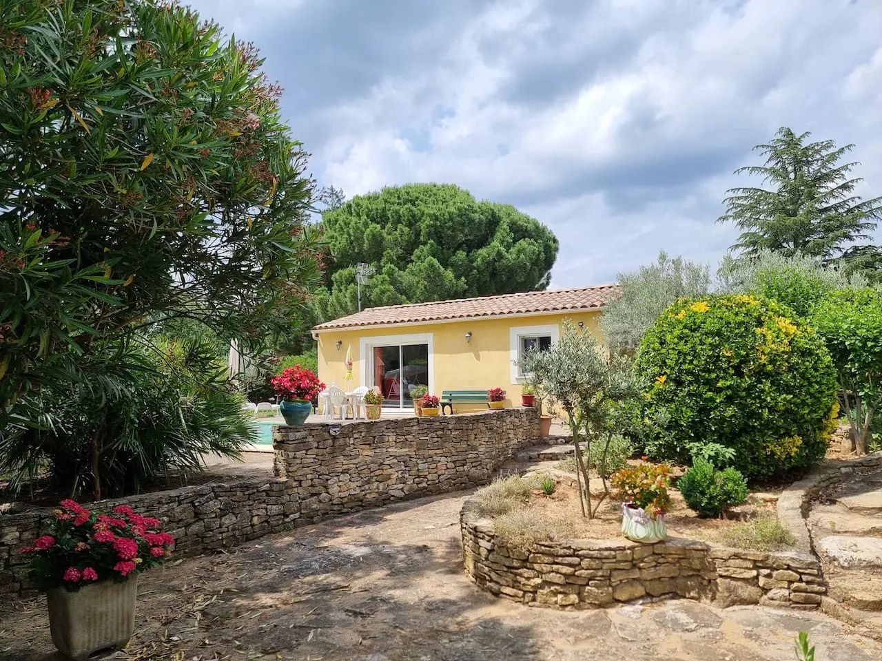 Gîte avec Piscine au cœur de la Vallée de la Cèze 6