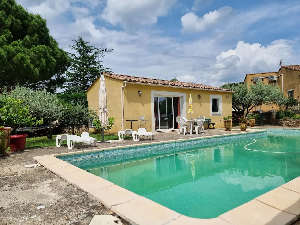Gîte avec Piscine au cœur de la Vallée de la Cèze 8