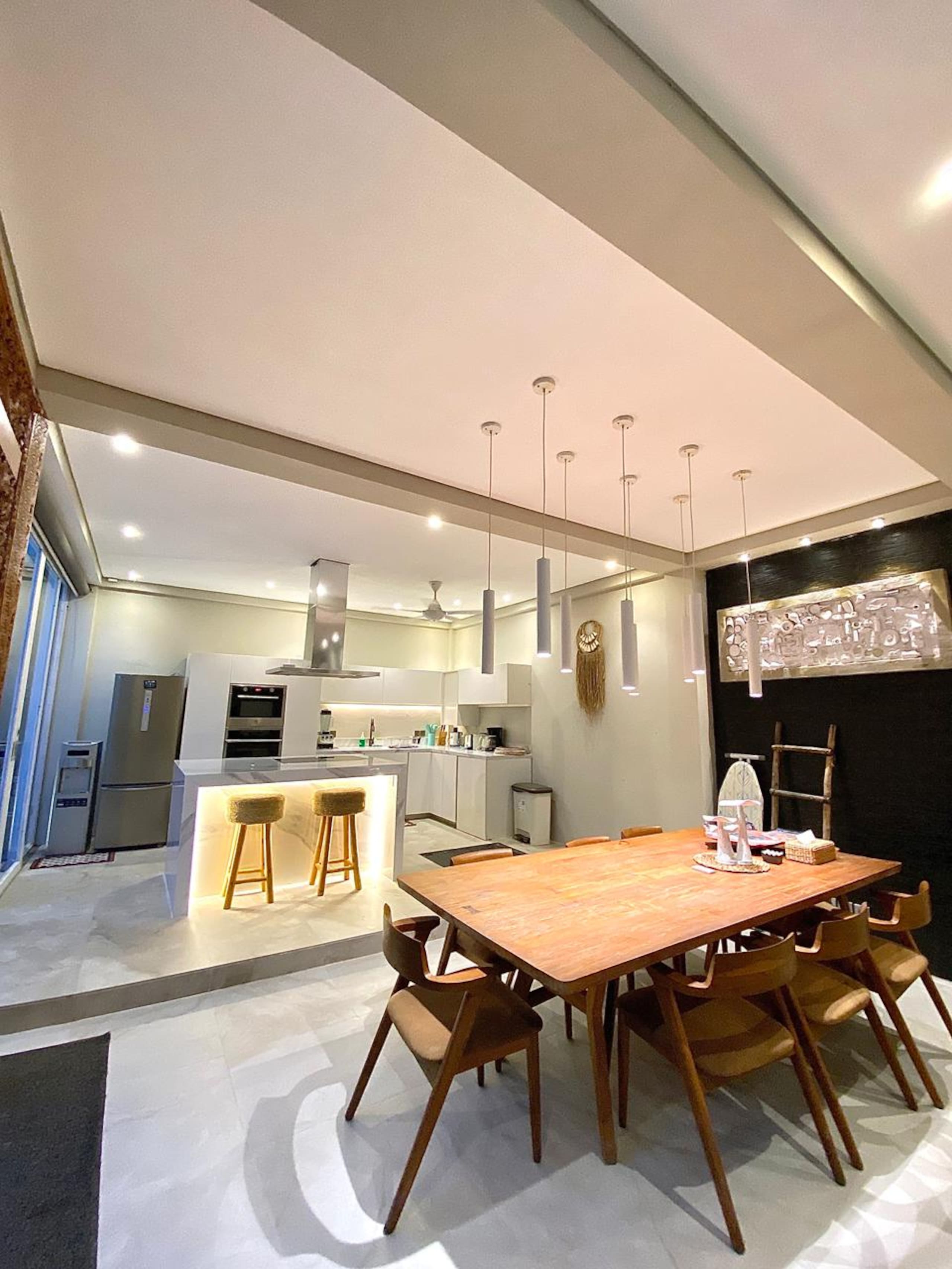 Stylish 3BR Designer Pool Villa in Heart Seminyak 14