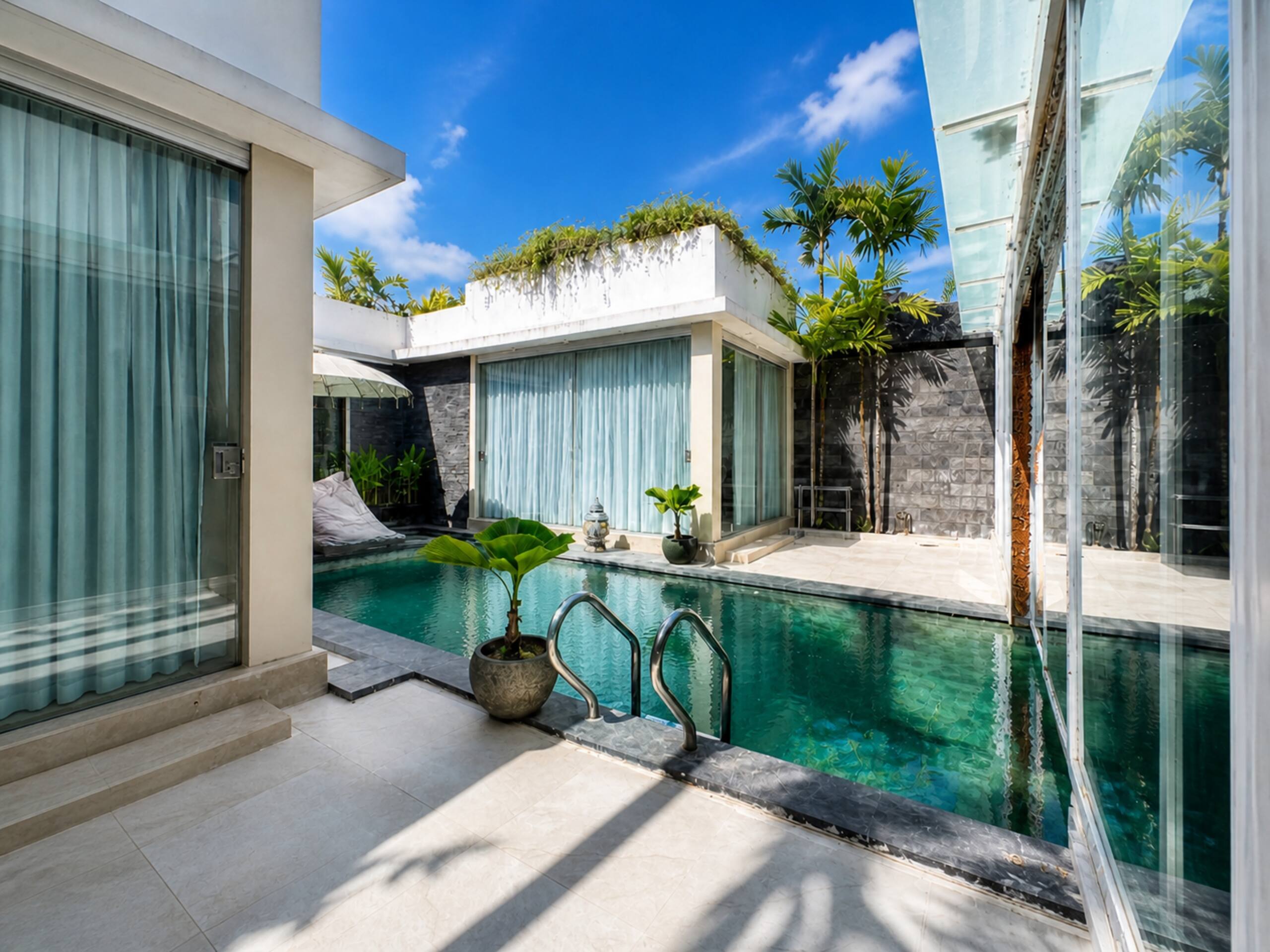 Stylish 3BR Designer Pool Villa in Heart Seminyak 38