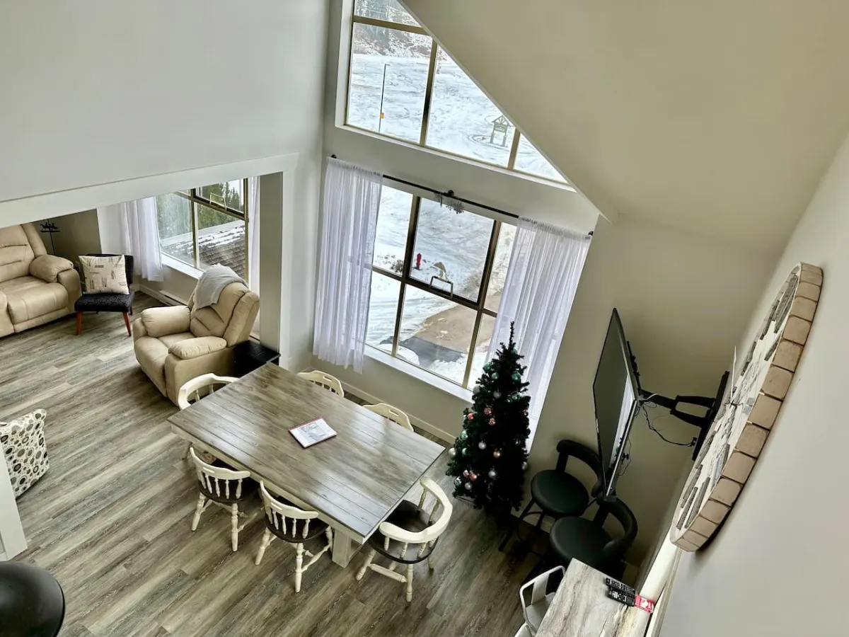 Apex Mountain ~ Slopeside Haven BC Reg#PM131375042 11