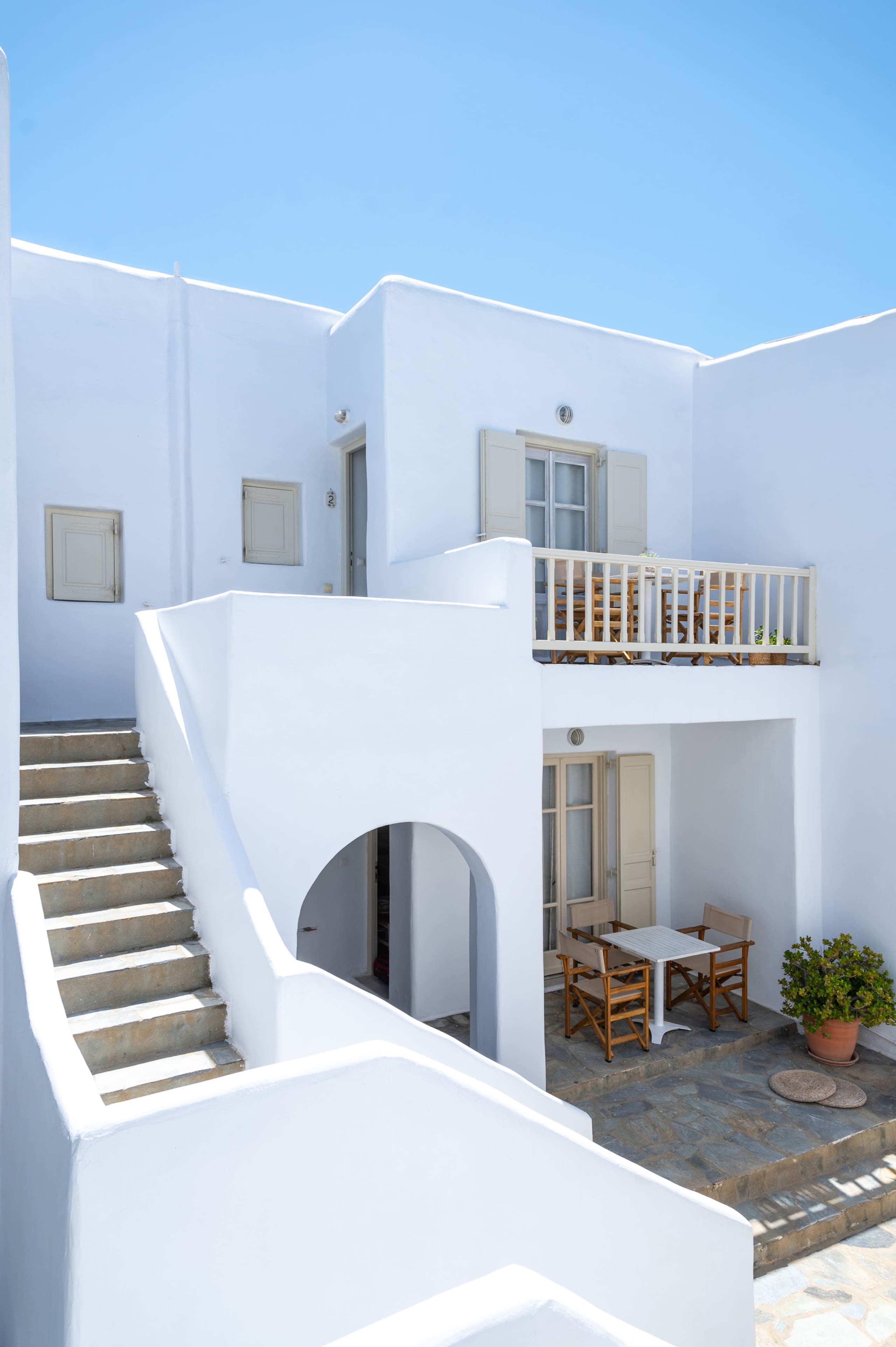Mykonos Twins 2 6