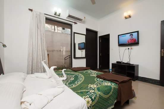 SNS beach holiday villa with private swimming pool 5