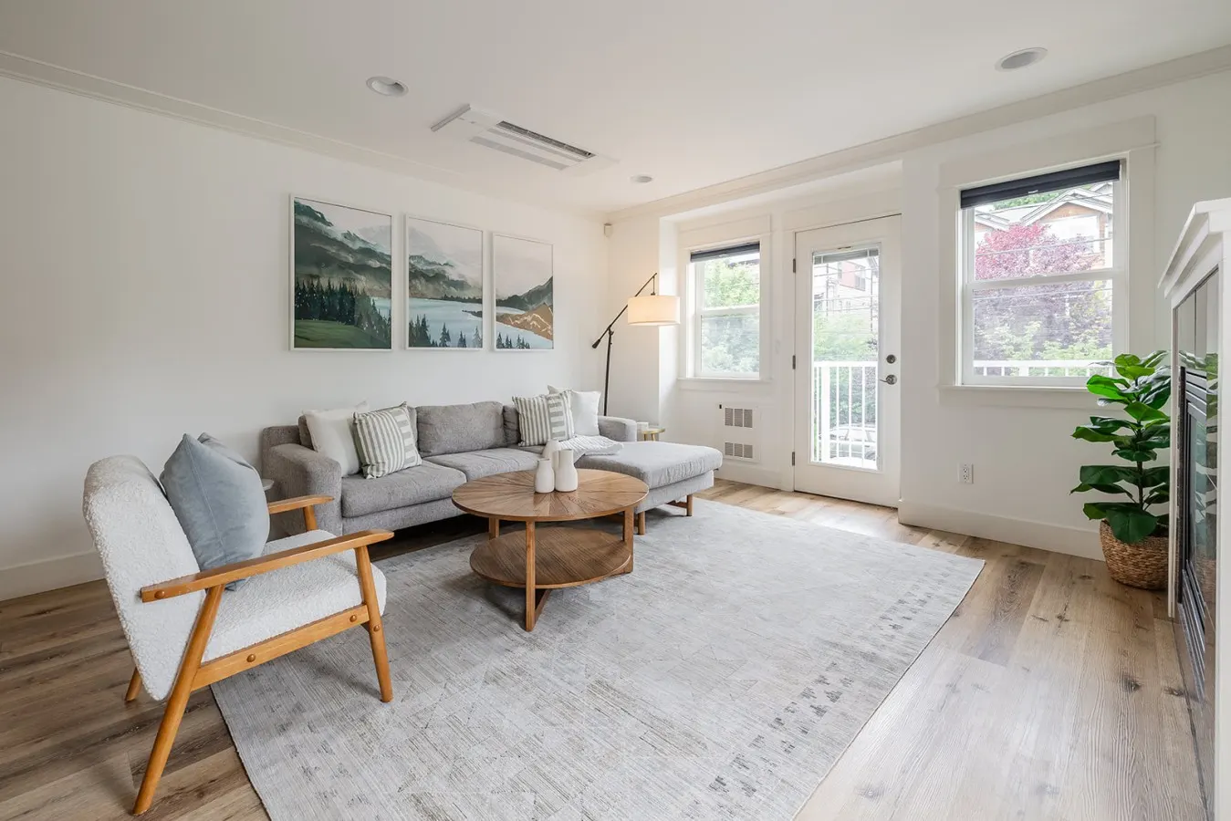 Modern 3BR in the Heart of Ballard Private Patio 6