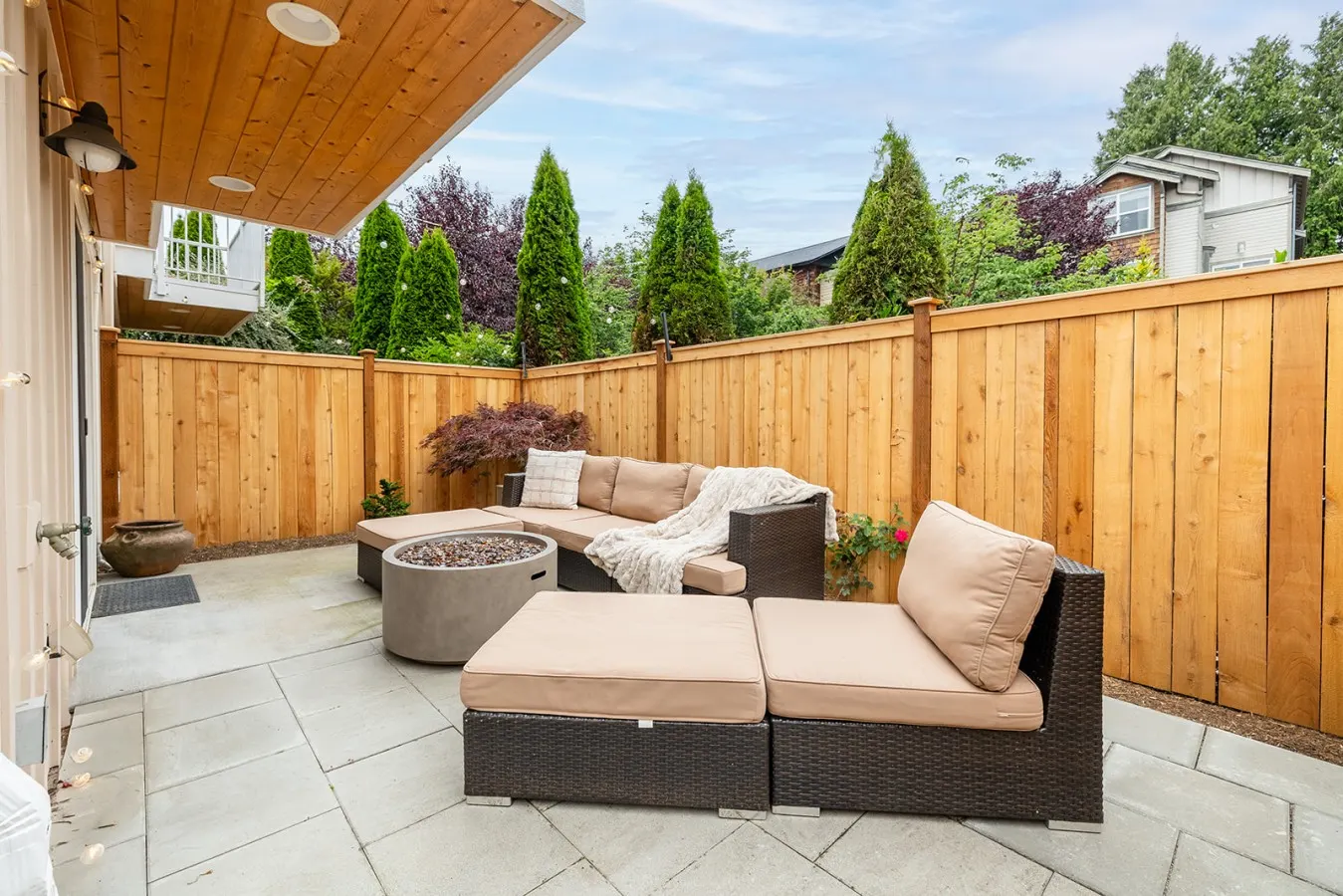 Modern 3BR in the Heart of Ballard Private Patio 7