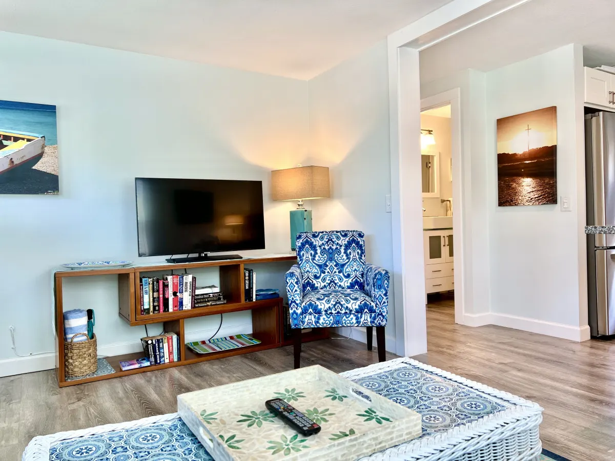 5 F Street - Oceanside Pet Friendly Cottage - Pool Access - Sand Dollar West 10