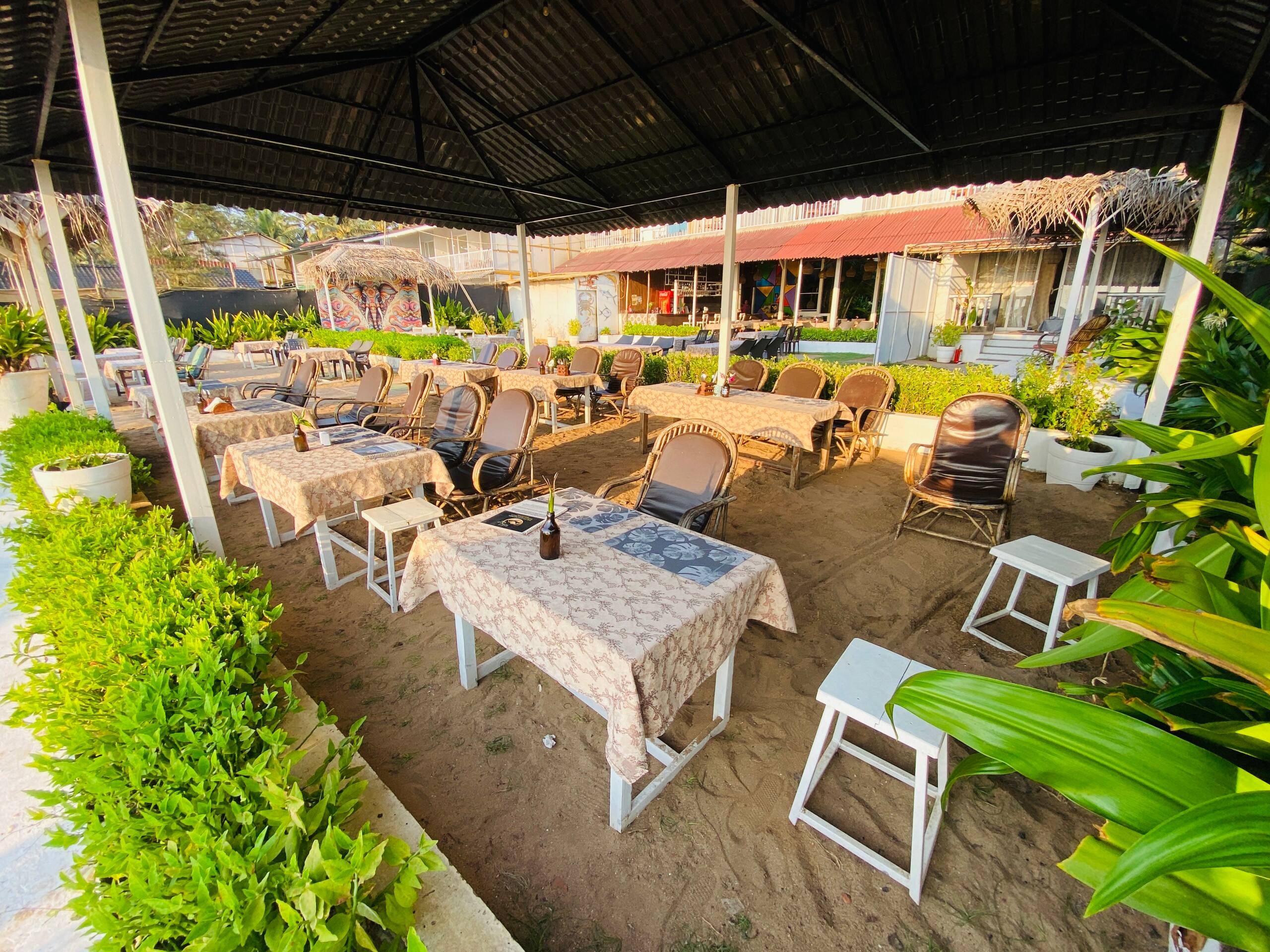 Beachfront Resort | Garden View Cottage 18