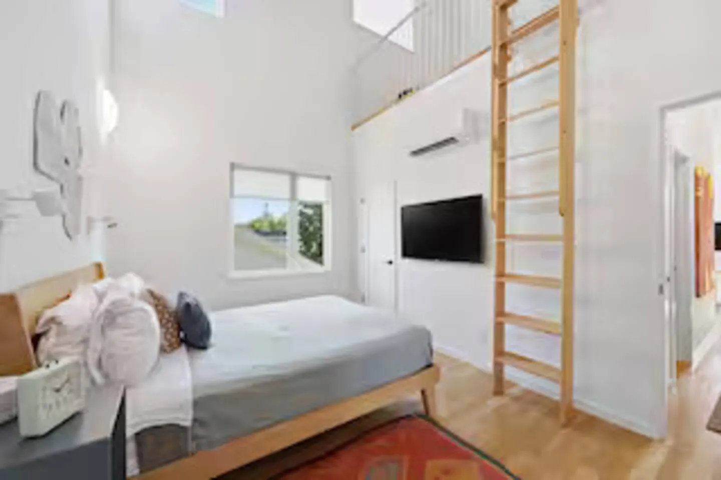 4 Ensuite Flats, Downtown, Architecture, Skyline 14