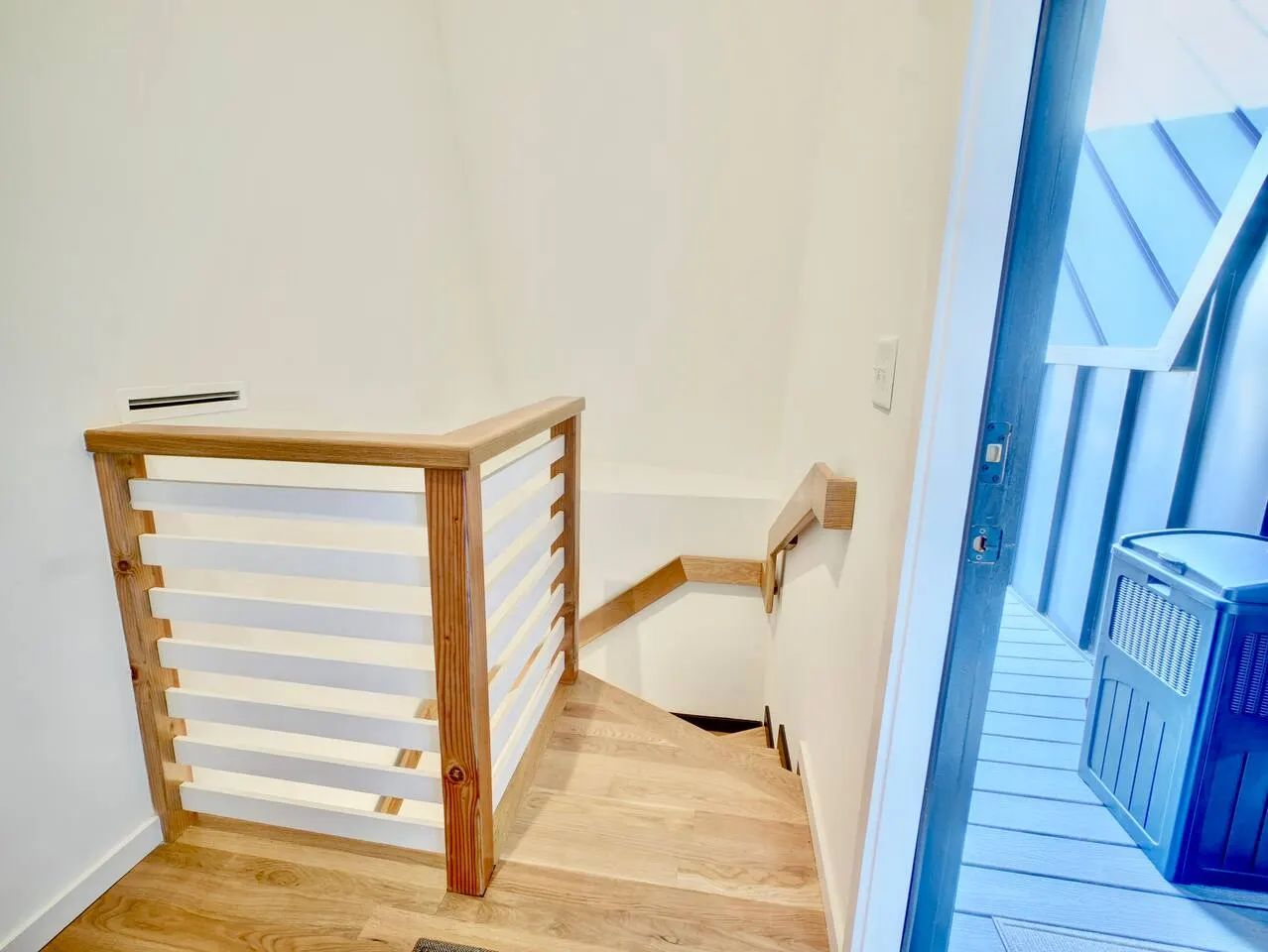 4 Ensuite Flats, Downtown, Architecture, Skyline 5