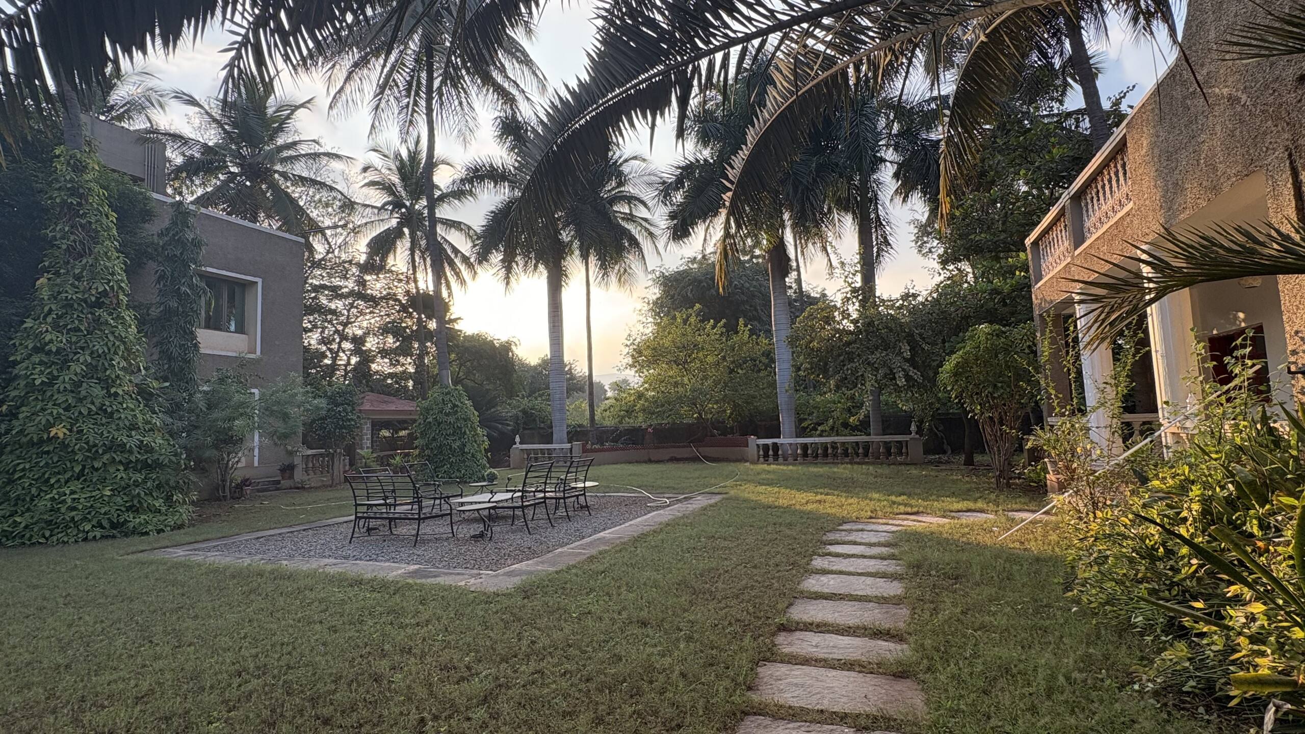 Seclude Hampi - Luxurious 6 bedrooms resort w Pool 8