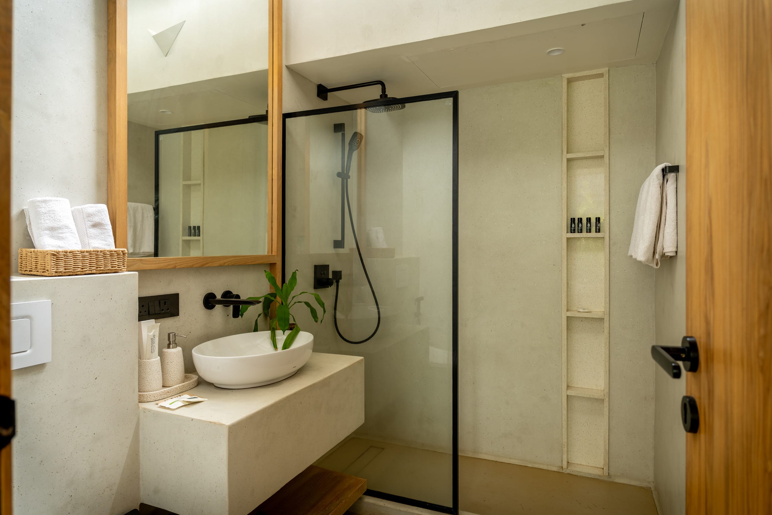 RE Villa Cahaya 3BHK with Pvt. Pool | Near Beach 34