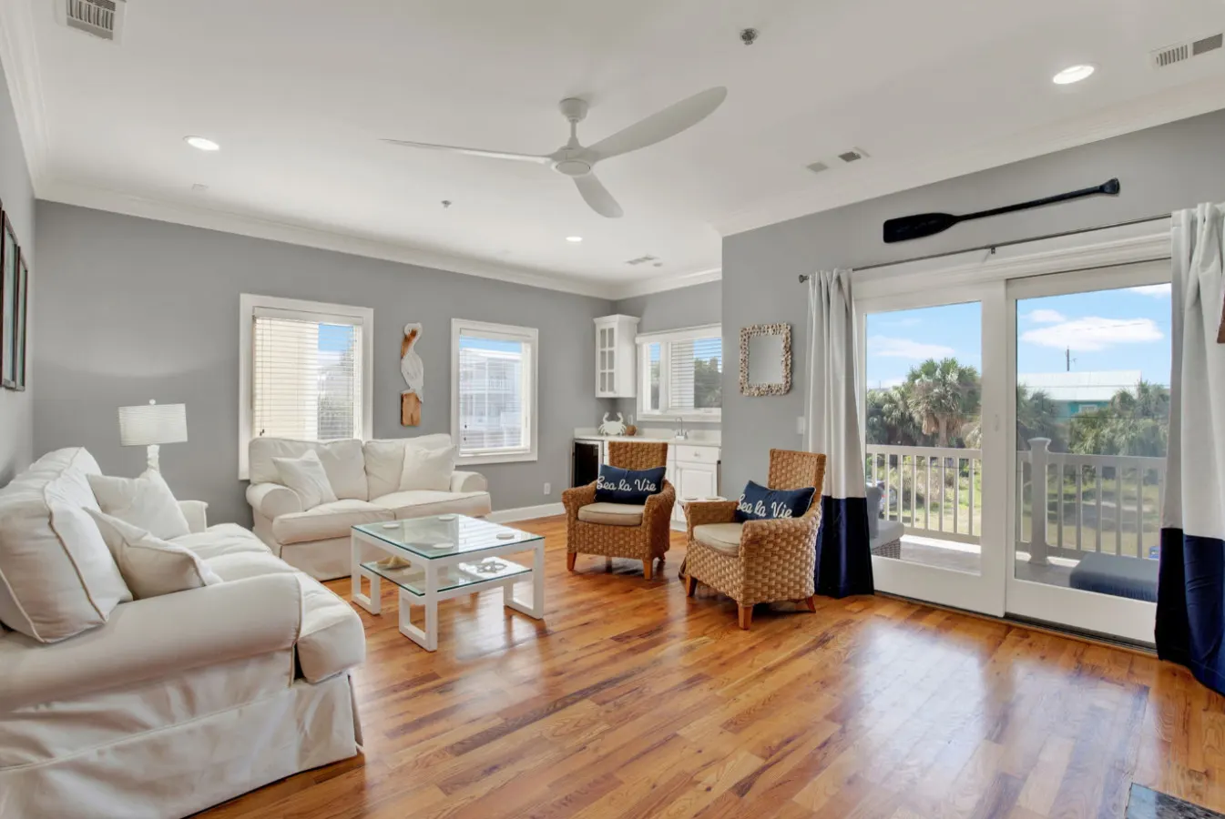 4 Bed Townhouse Walk To The Beach 11