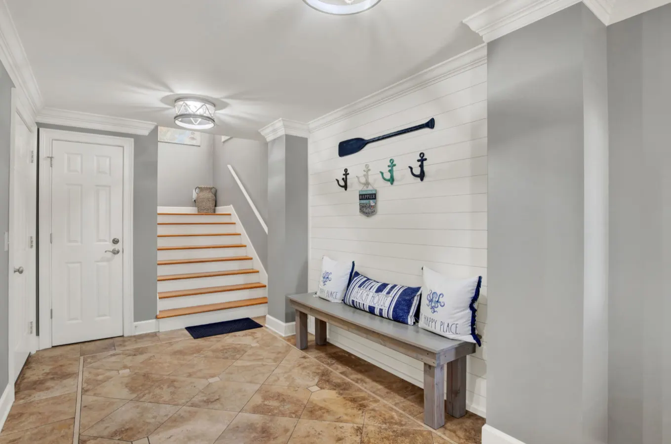 4 Bed Townhouse Walk To The Beach 13