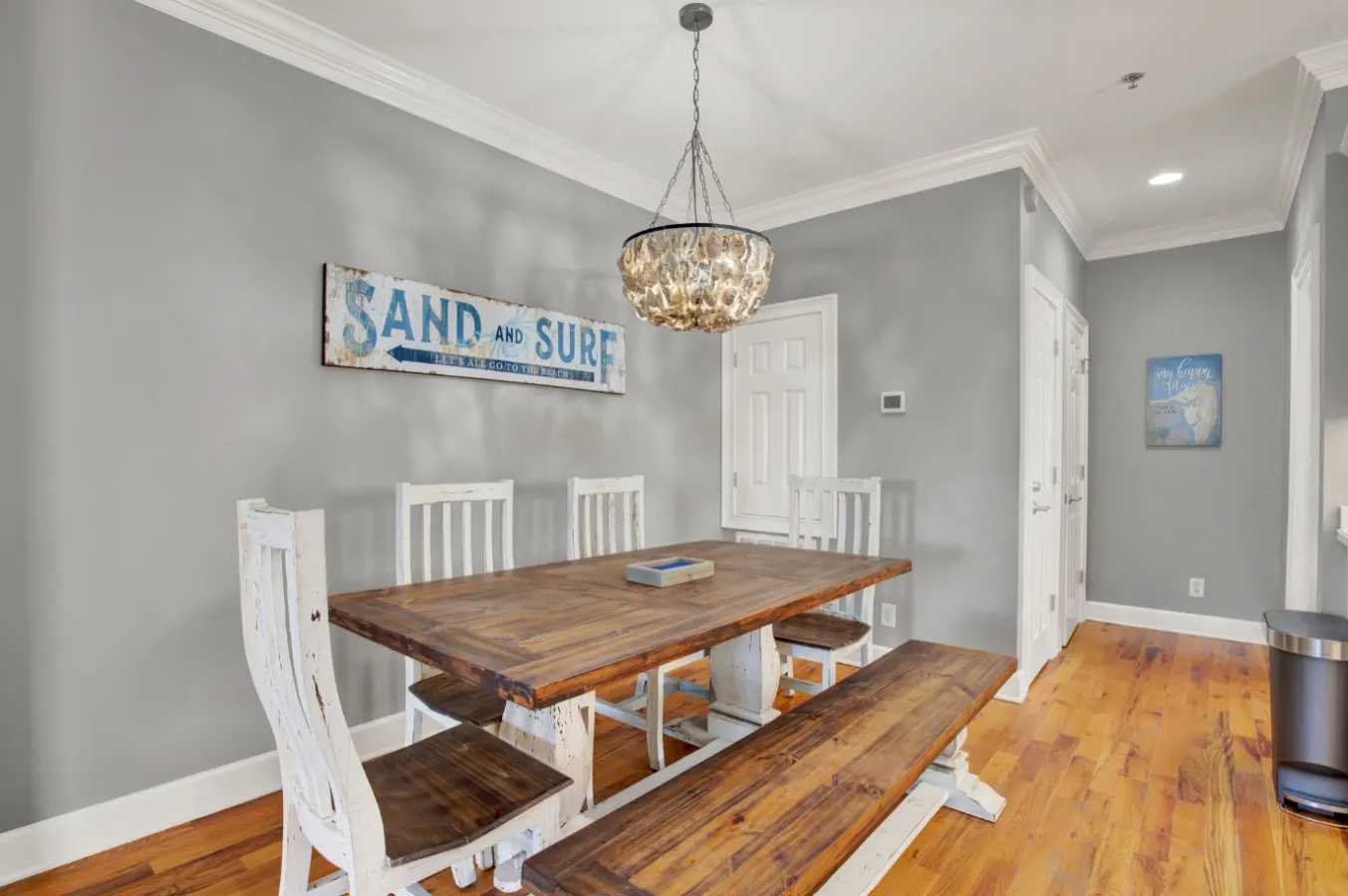 4 Bed Townhouse Walk To The Beach 15