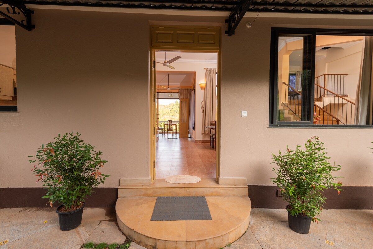 Luxury Hill Cottage with Private Pool — photo 5