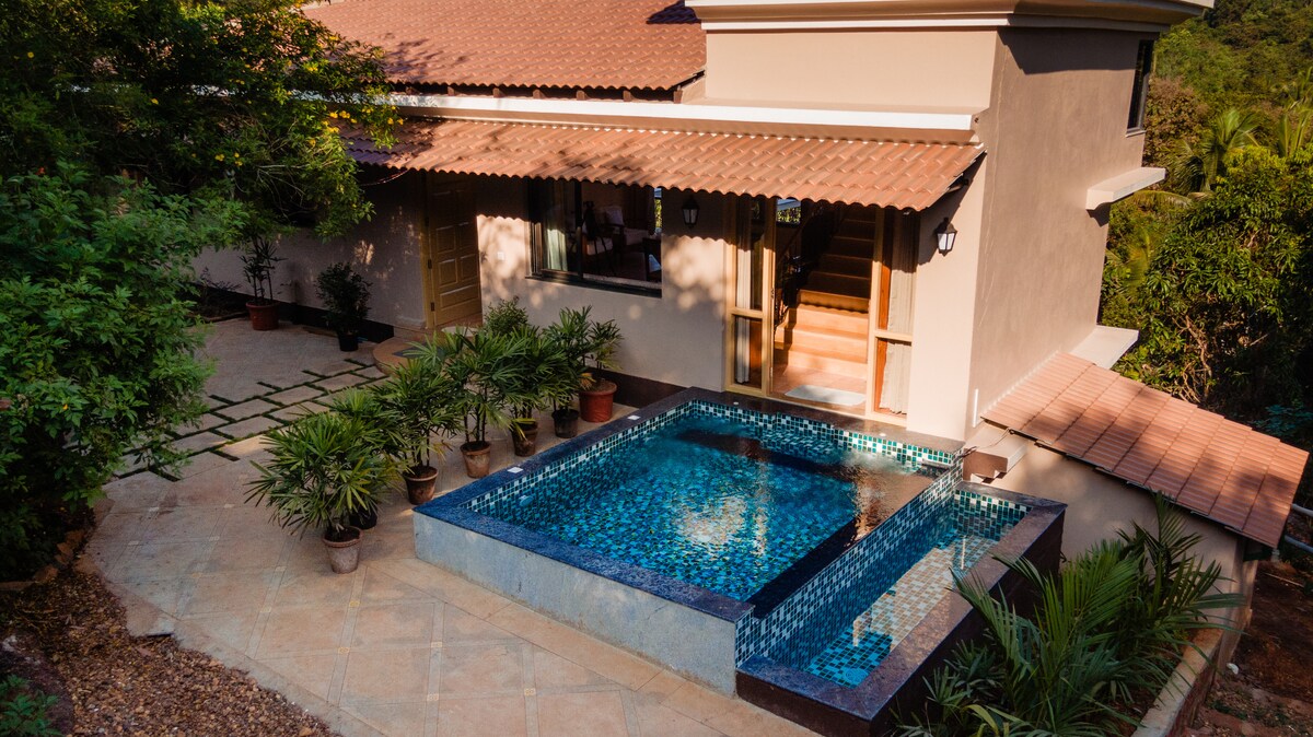 Luxury Hill Cottage with Private Pool — photo 4
