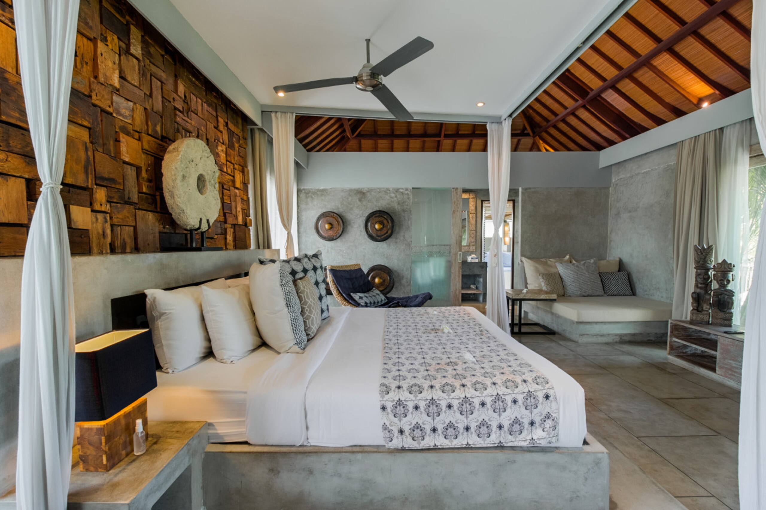 Lavish 5 Bed, Sleeps 10, Butler, Daily Breakfast 13