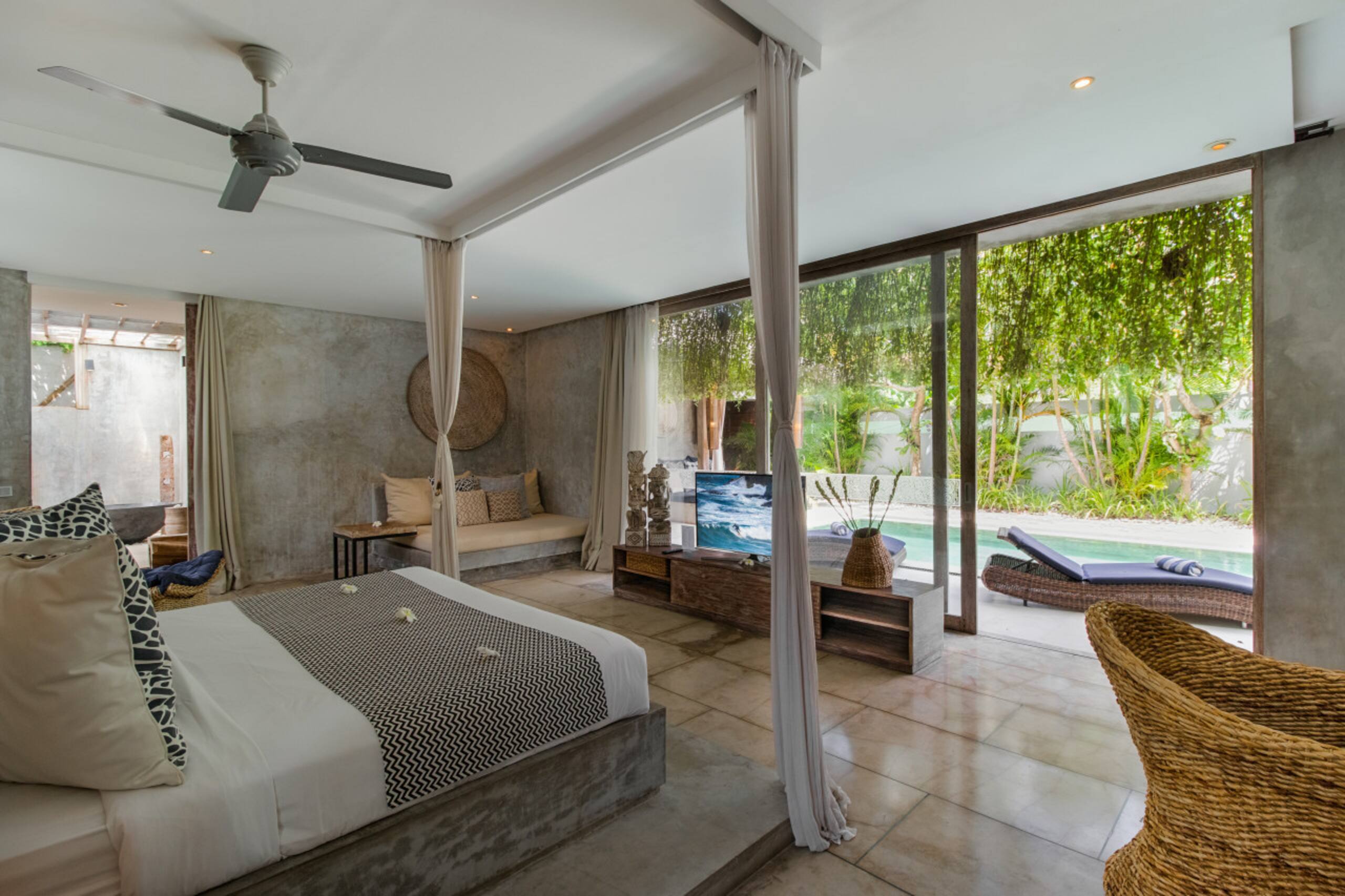 Lavish 5 Bed, Sleeps 10, Butler, Daily Breakfast 17