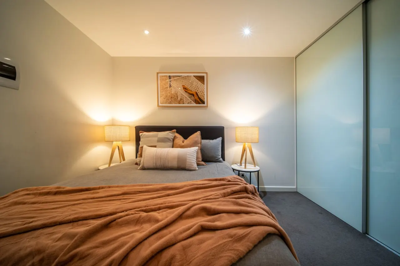 Infinity on Morphett—Stay Central in the CBD 14