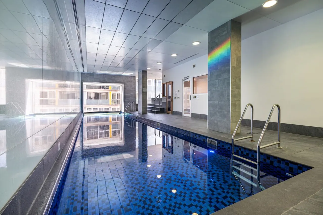 Infinity on Morphett—Stay Central in the CBD 16