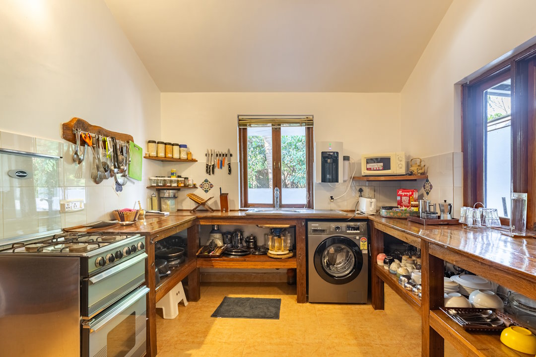Riverview Villa | Boutique Stay W/ Daily Breakfast 11