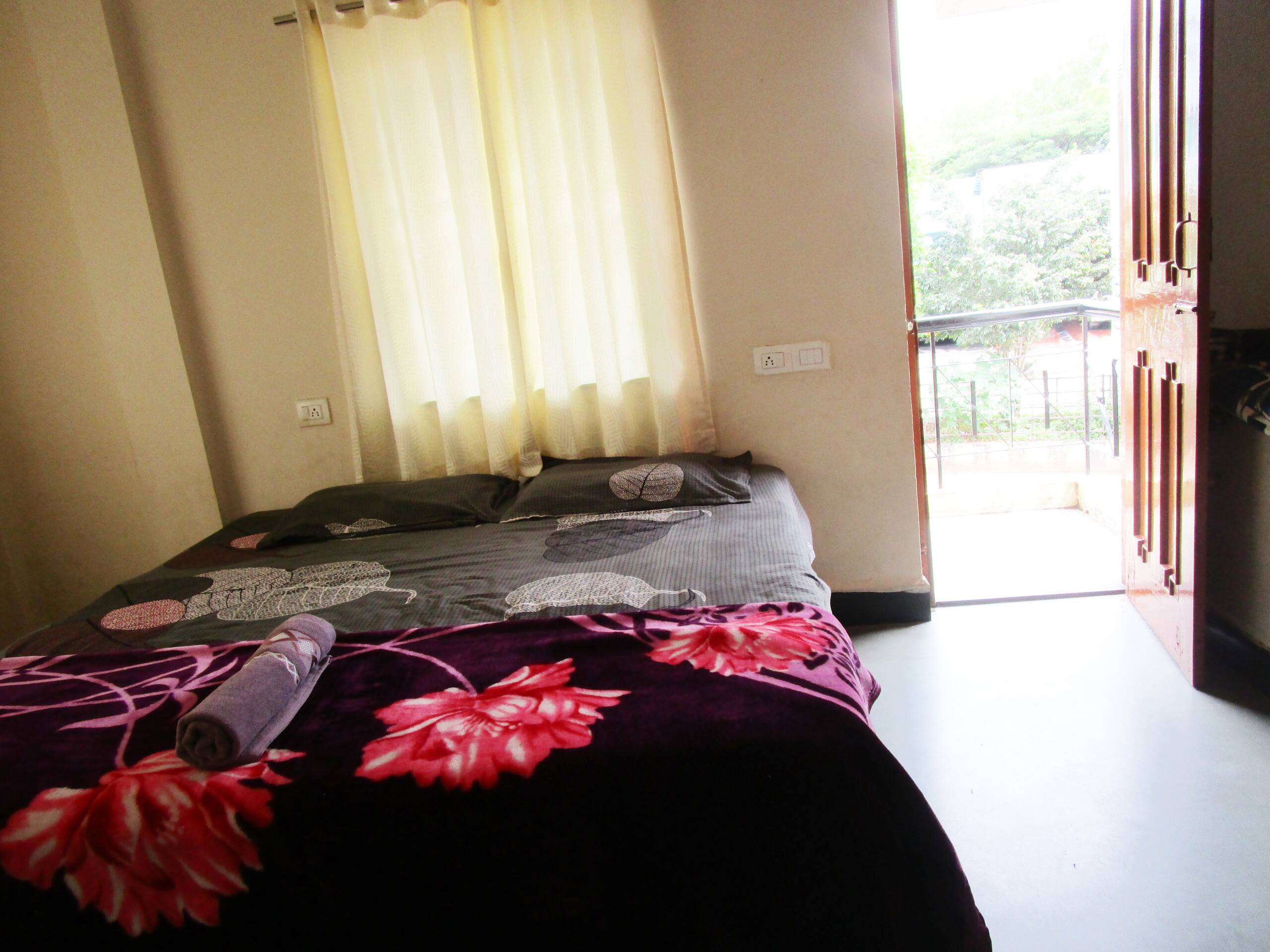 Happy Stay 2BHK 12