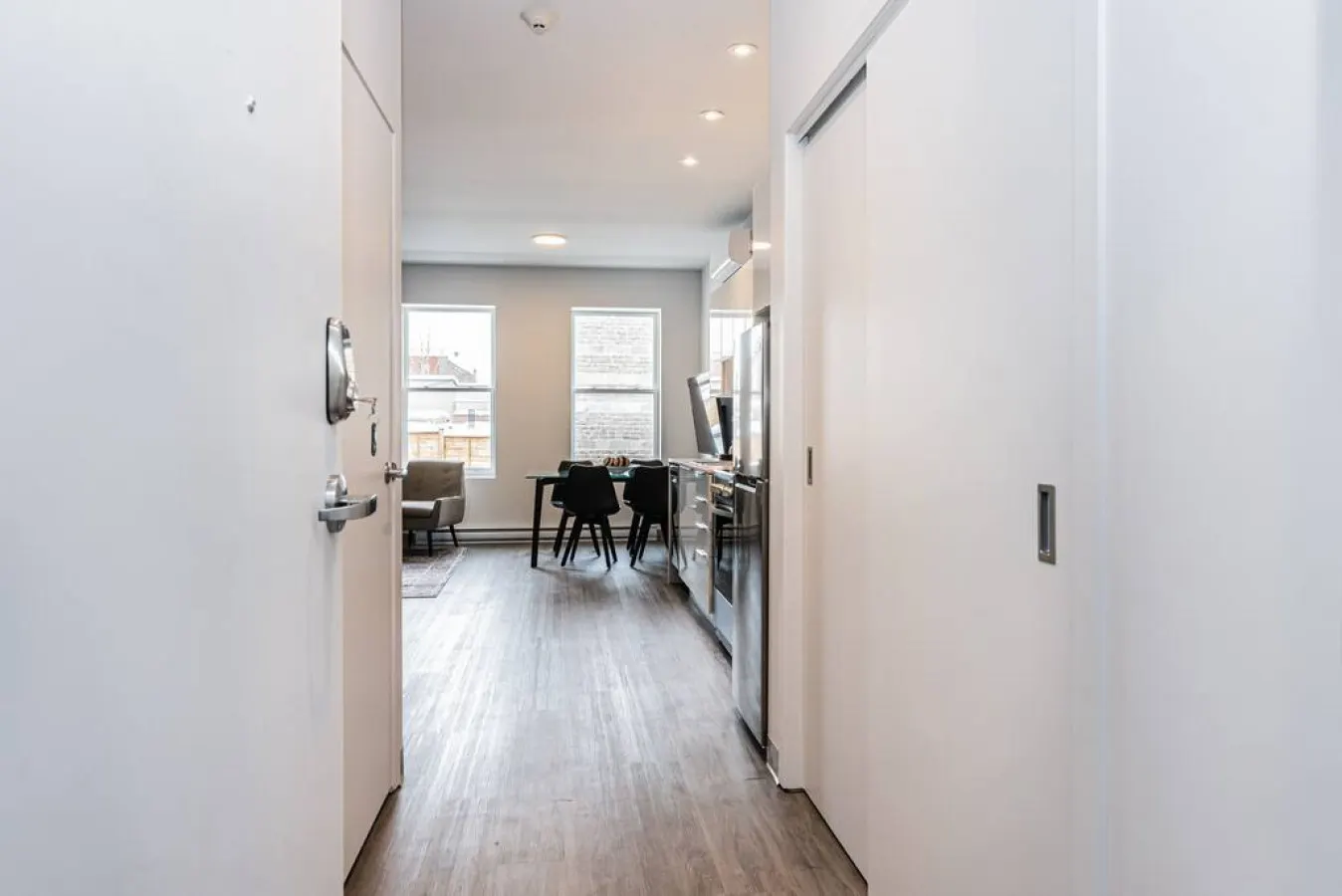 Plateau - Modern and New Studio in the Heart of the City - Unit 7 11